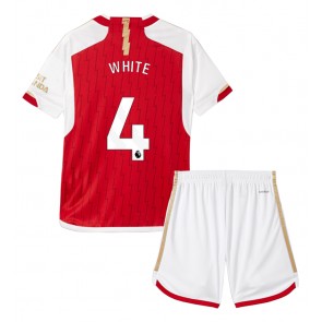 Arsenal Ben White #4 Hjemmebanesæt Børn 2023-24 Kort ærmer (+ korte bukser)